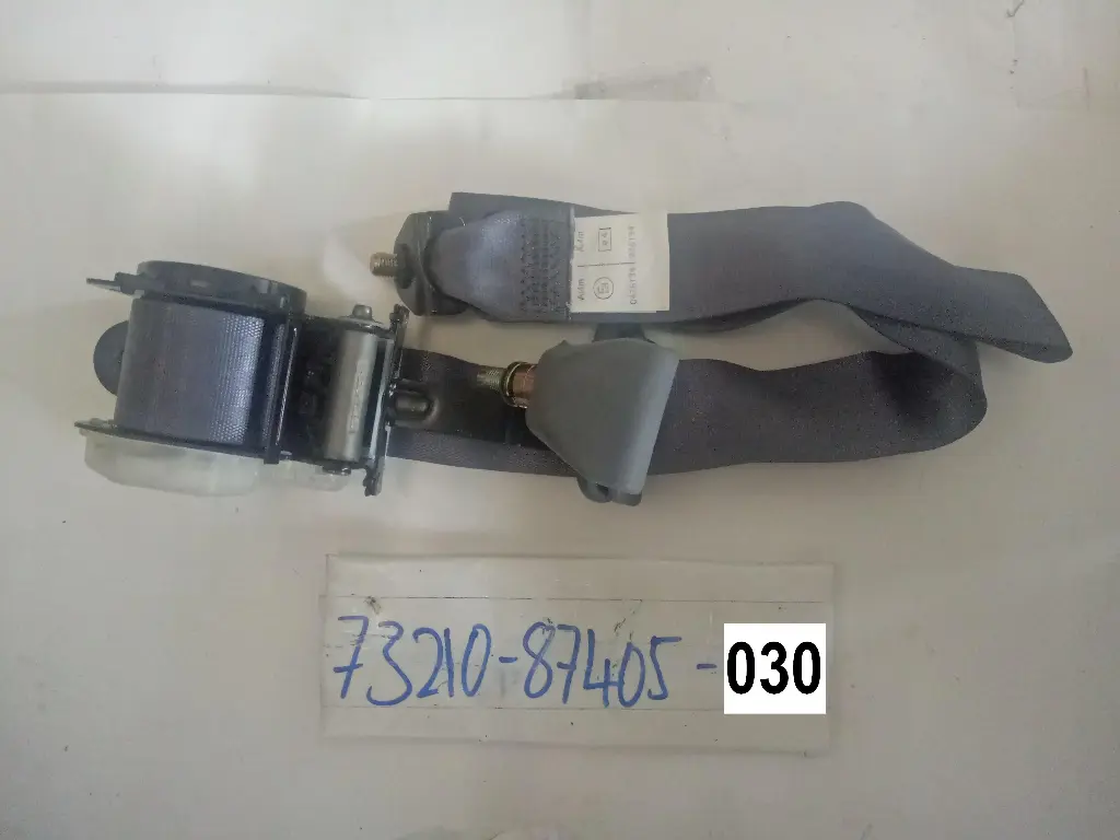  Front Seat Belt-RH