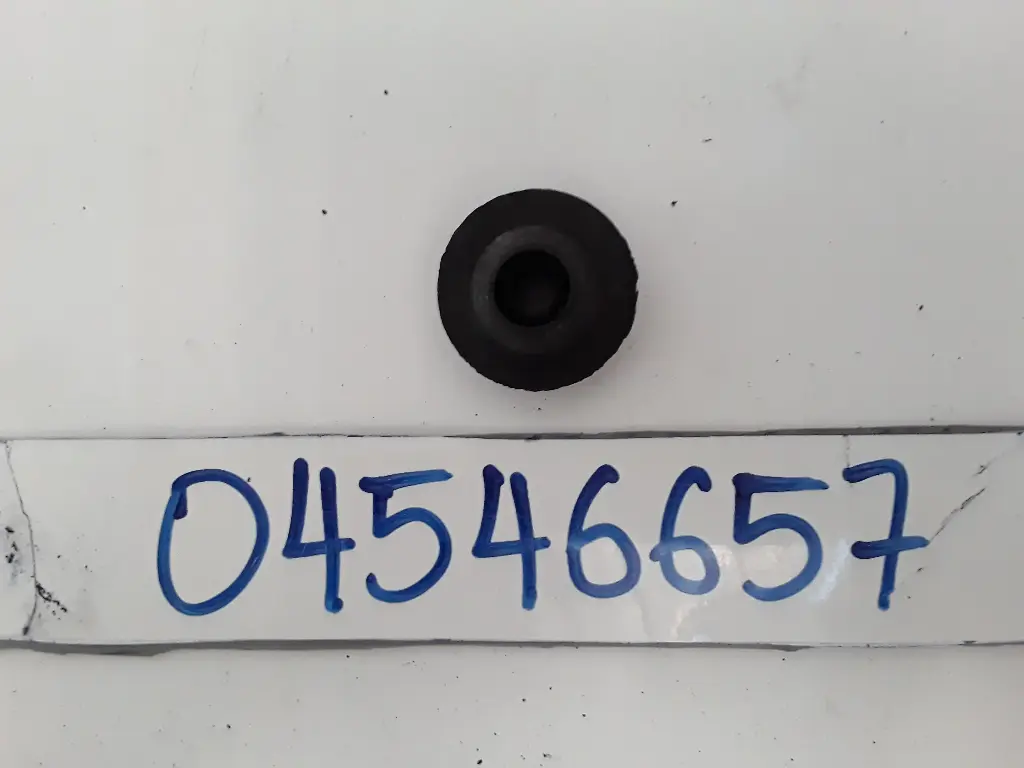 Low Isolator Radiator