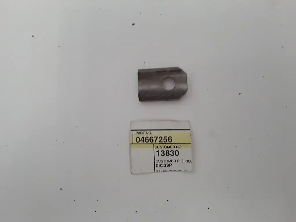 Retainer Exhaust Rocker Shaft End