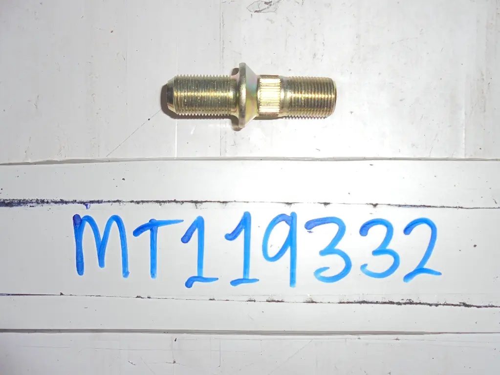 Front Hub Bolt-RH