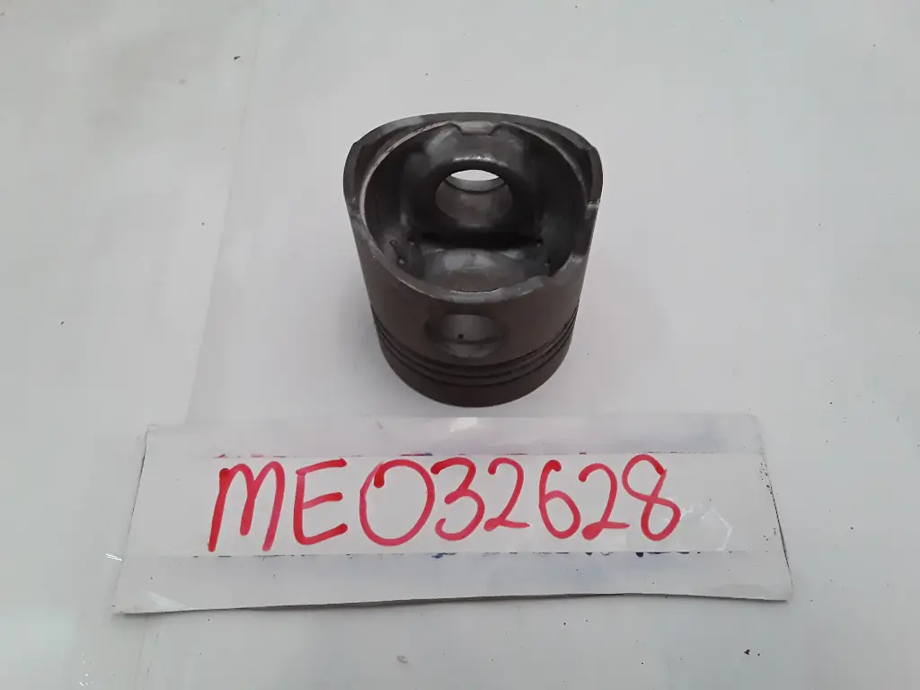 Piston