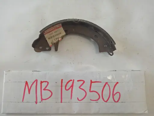 [MB193506] Brake Shoe