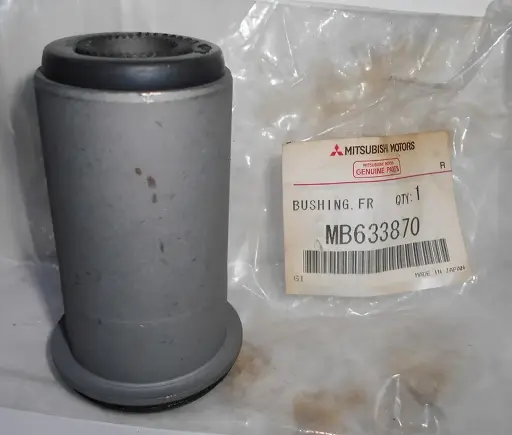[MB633870] Front Suspension Arm Bushing