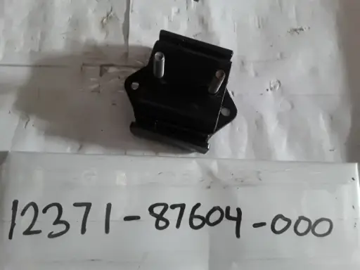 [12371-87604-000] Insulator Engine