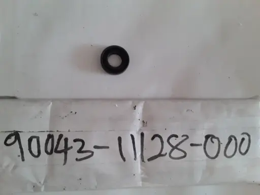 [90043-11128-000] Oil Seal Type T