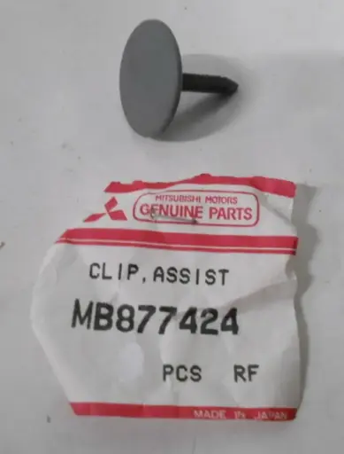 [MB877424] Assist Grip Clip