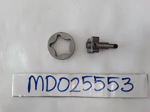 [MD025553] Engine Oil Pump Inner & Outer Rotor Set