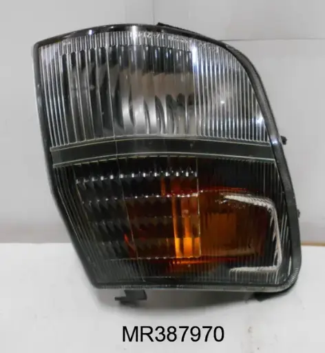 [MR387970] Front Combination Lamp-RH