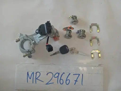 [MR296671] Lock Cylinder & Key Set