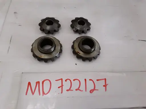[MD722127] Manual Transmission Differential Gear Kit