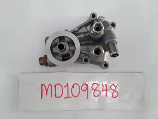 [MD109848] Oil Filter Bracket
