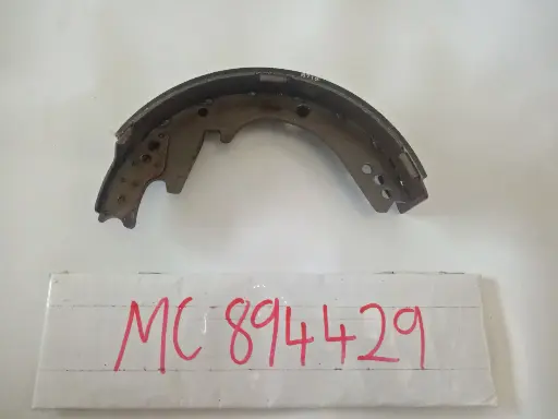 [MC894429] Rear Brake Shoe