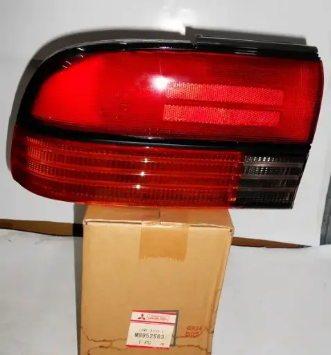 [MB952583] Rear Combination Lamp-LH