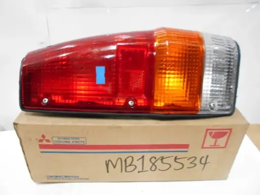 [MB185534] Rear Combination Lamp-RH