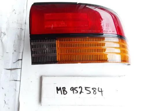 [MB952584] Rear Combination Lamp-RH